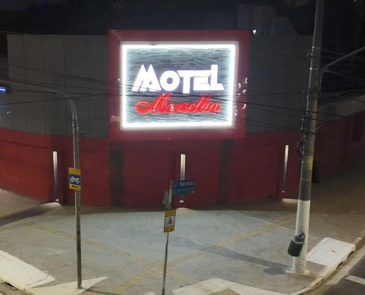 Marselha 3 Hotel do amor *